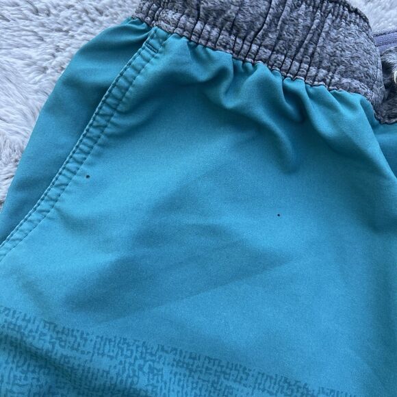 Vuori Men’s Trail Shorts 8” Lined Teal Aqua Blue Size Small Performance READ - Picture 3 of 9